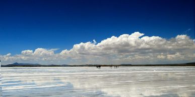 The world’s largest salt flat Salar de Uyuni – Photographer’s destination